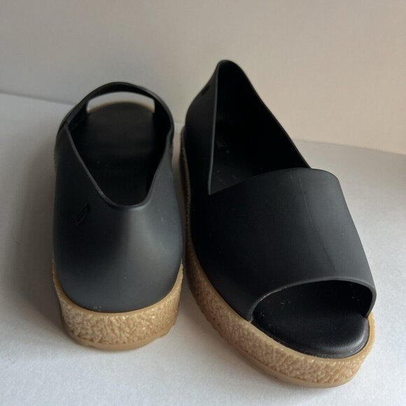 Melissa Womens Puzzle Flats 8 Platform Slip On Open Toe Black Rubber Scent - Picture 12 of 15